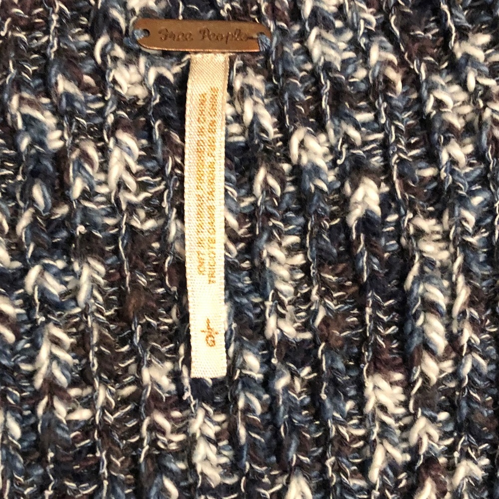 Free People Open Knit Sweater Size Large - Picture 3 of 3